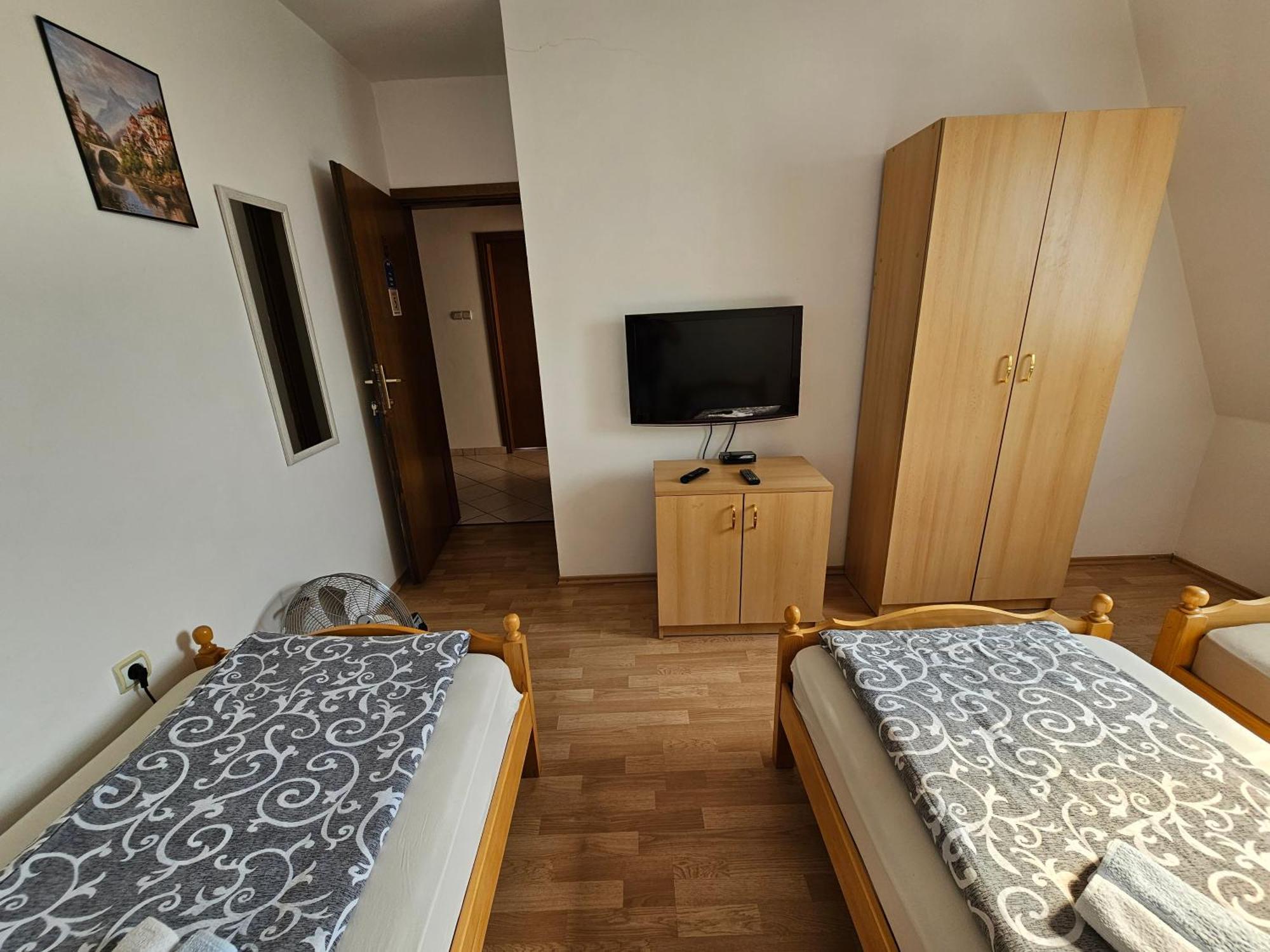 Hotel Aleks Sobe Banja Koviljača Zewnętrze zdjęcie