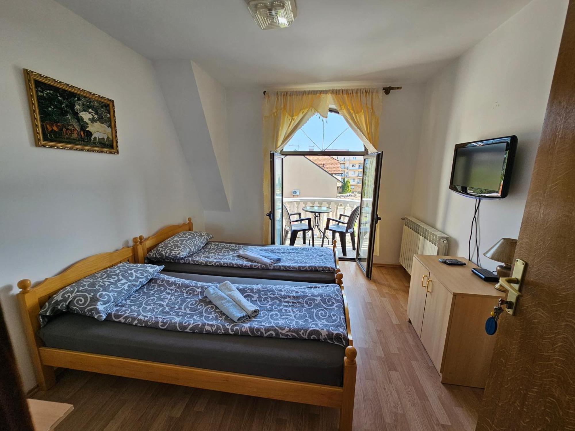 Hotel Aleks Sobe Banja Koviljača Zewnętrze zdjęcie